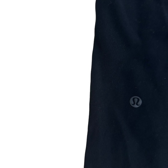 Lululemon Cropped On the Fly Pant Woven Black 27” Casual Lounge Size 10 Medium - Picture 6 of 6